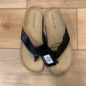 NWT Gold toe Sandals